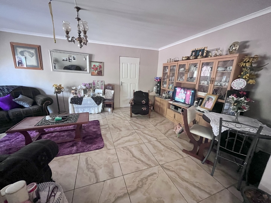 3 Bedroom Property for Sale in Lourierpark Free State
